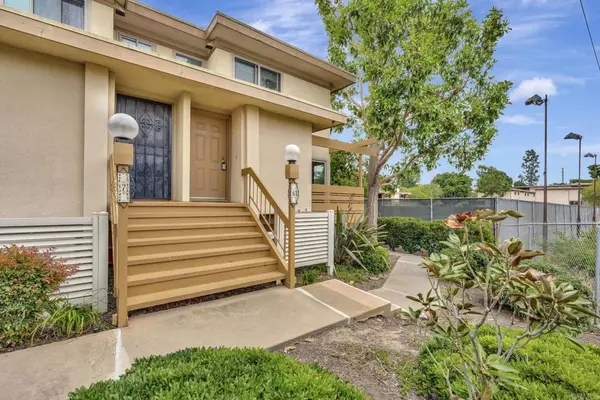 San Diego, CA 92110,2666 Worden #8