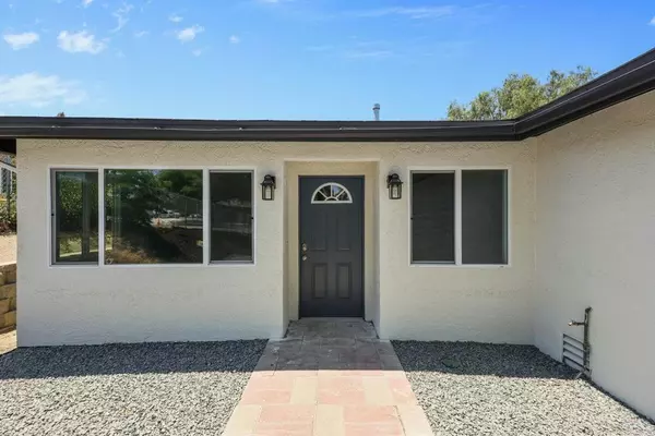 Santee, CA 92071,8566 Atlas View Drive