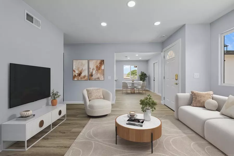 8566 Atlas View Drive, Santee, CA 92071