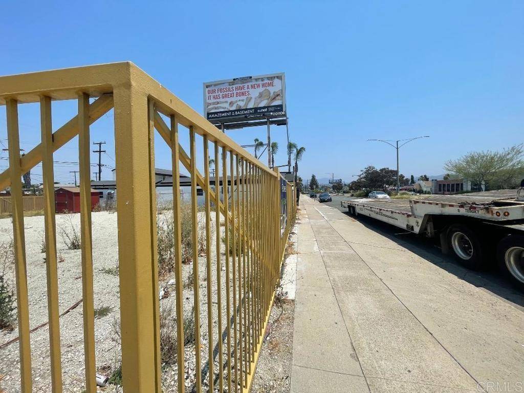 El Cajon, CA 92020,640 El Cajon BLVD