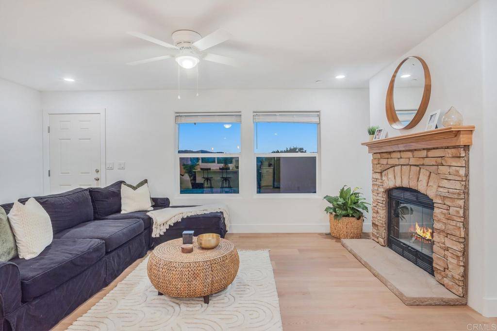 Campo, CA 91906,2203 Hyde Park LN