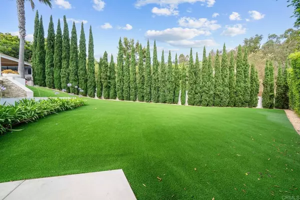 La Jolla, CA 92037,7713 Esterel Dr