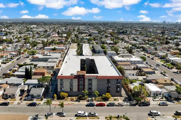 San Diego, CA 92116,3535 Monroe AVE #23