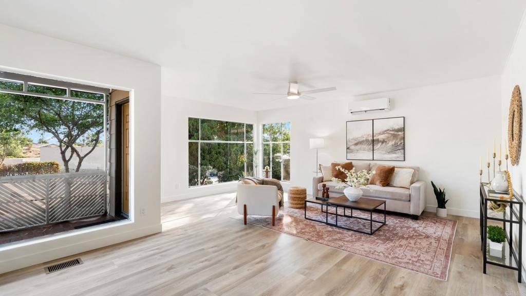 9318 Campo RD, Spring Valley, CA 91977