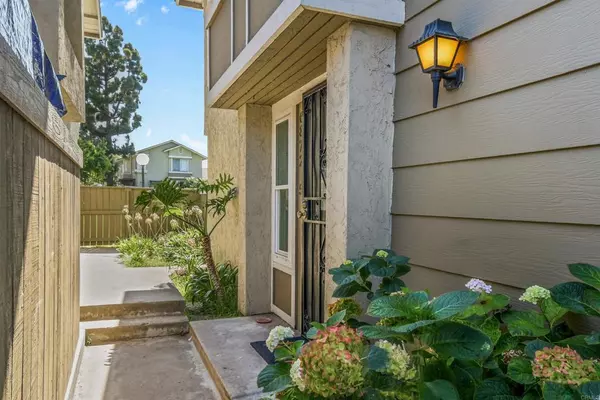 San Diego, CA 92139,6872 Quebec CT #5