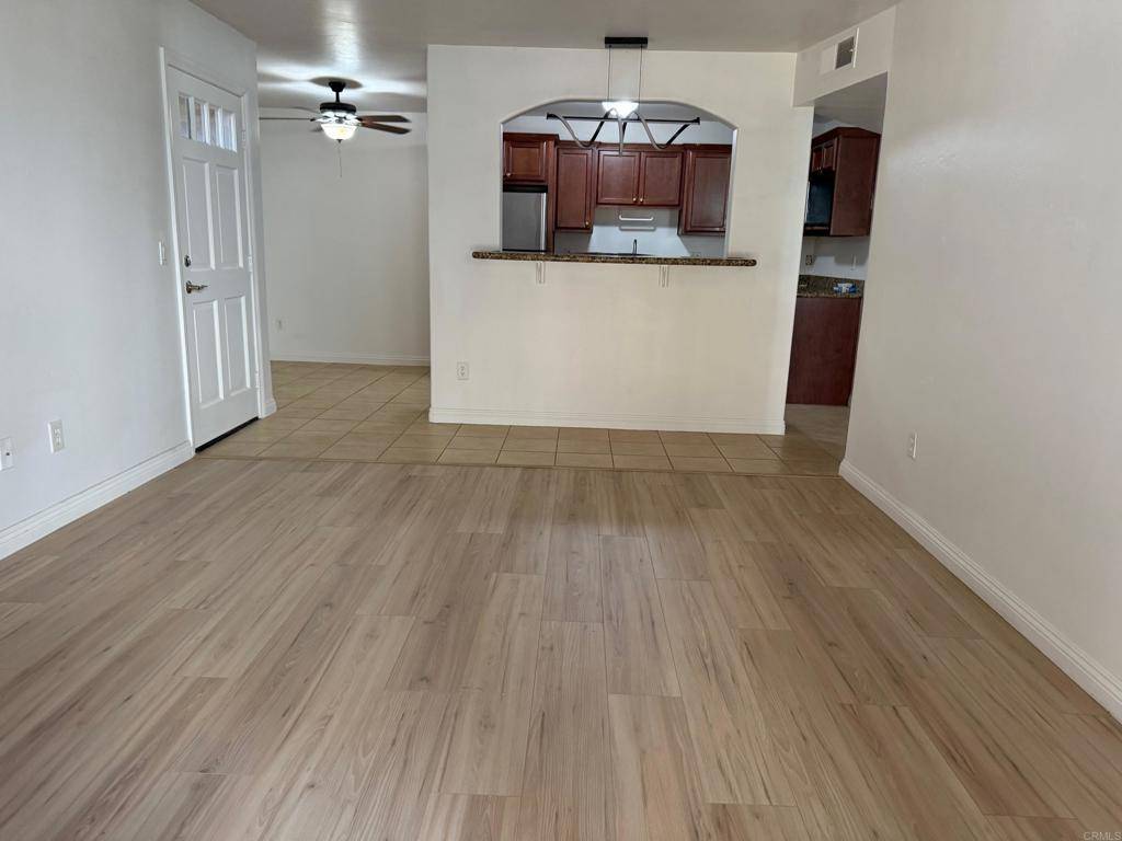 El Cajon, CA 92020,550 Graves #20