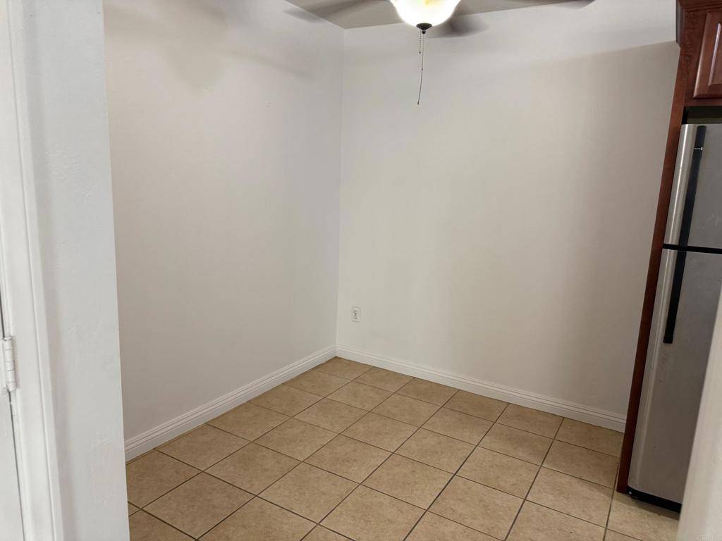 El Cajon, CA 92020,550 Graves #20