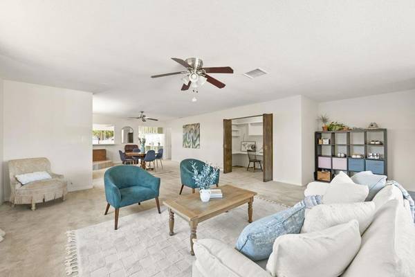 Escondido, CA 92027,809 Buchanan ST