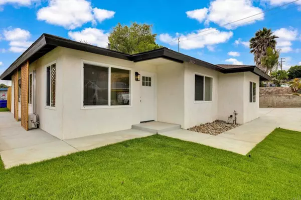 3489 Glade ST, San Diego, CA 92115
