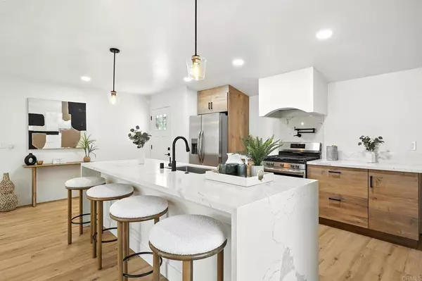 El Cajon, CA 92021,8004 Wonder LN