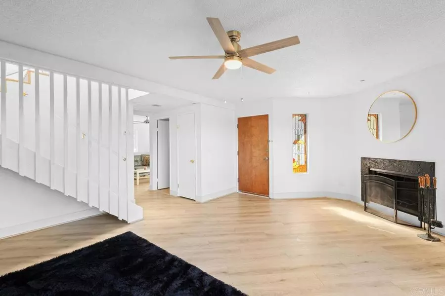 4971 Vista Pl #B, San Diego, CA 92116