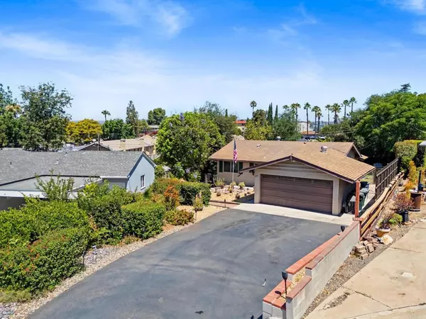 Escondido, CA 92027,1338 Palomar