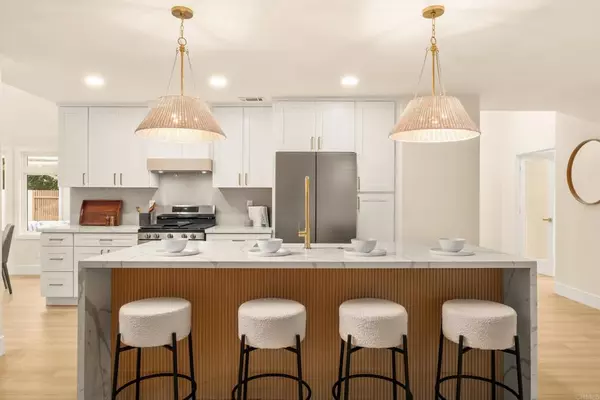 Carlsbad, CA 92008,2070 Basswood AVE