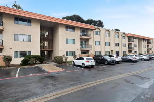 San Diego, CA 92120,6775 Alvarado RD #26