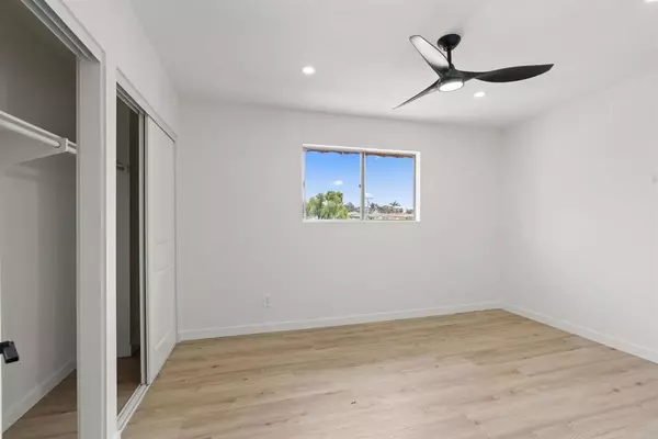 San Diego, CA 92113,4406 Delta ST #15