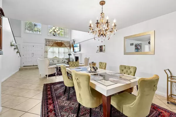 1034 Helix Village DR, El Cajon, CA 92020