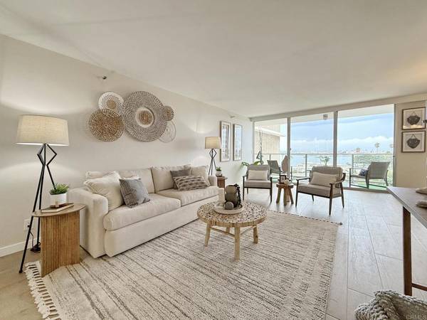 Coronado, CA 92118,1820 Avenida del Mundo #306