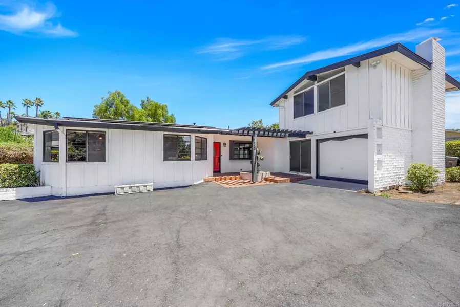 1860 Greenfield DR, El Cajon, CA 92021