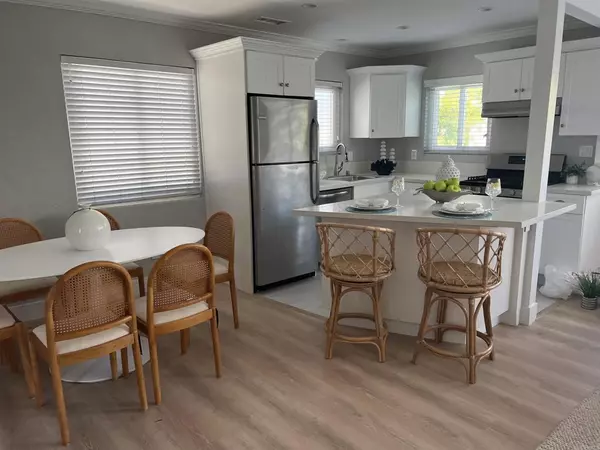 Coronado, CA 92118,752 E AVE