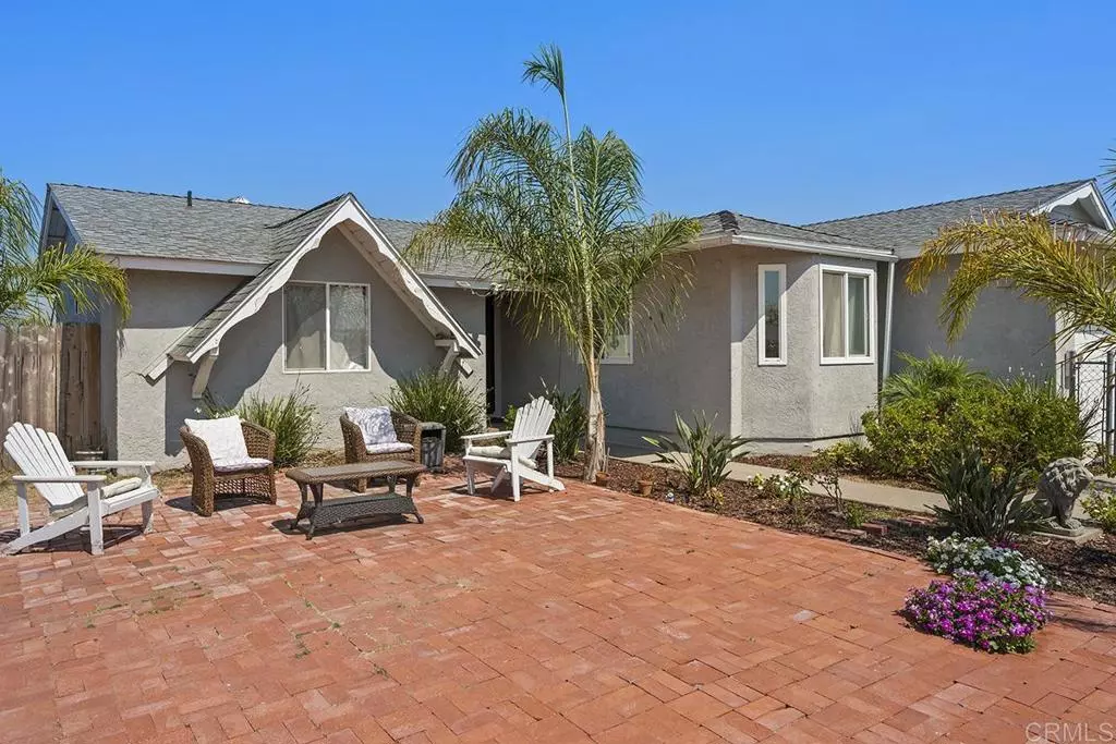 San Diego, CA 92114,237 RIDGECREST DR