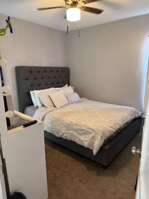 Chula Vista, CA 91910,459 D ST