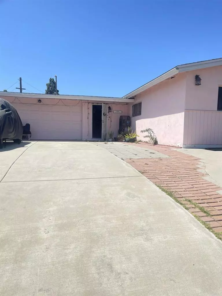 Rowland Heights, CA 91748,18186 Rio Seco Dr