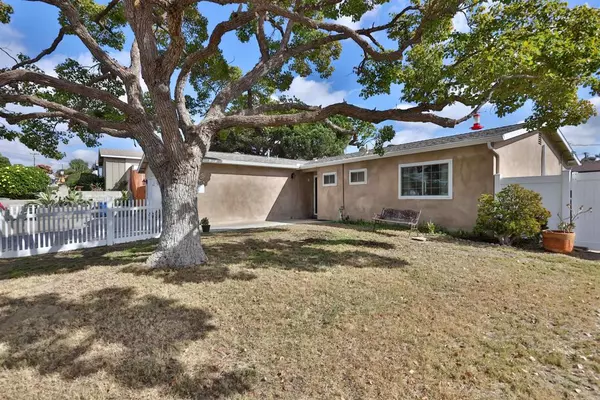 Chula Vista, CA 91910,893 Crest DR