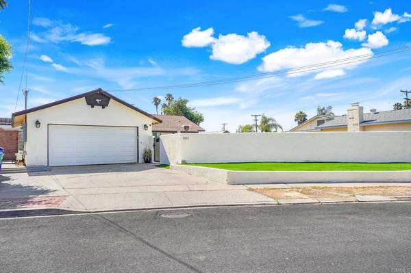 San Diego, CA 92117,5192 Providence DR