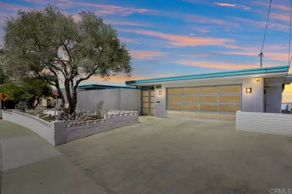 8030 Eastridge DR, La Mesa, CA 91941