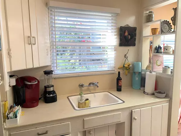 San Diego, CA 92110,2646 50 Juan St.