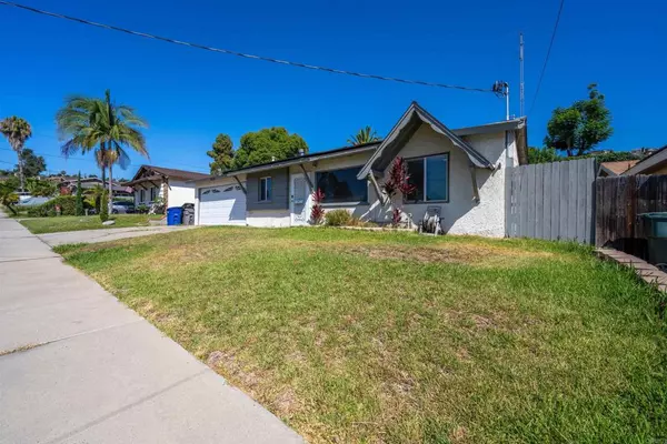 Spring Valley, CA 91977,8828 Hillslope AVE