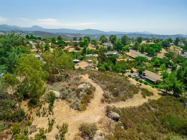 Alpine, CA 91901,688 Starbright Ln