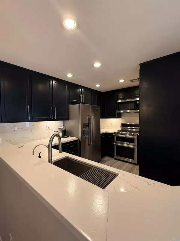 Chula Vista, CA 91913,1870 rouge drive