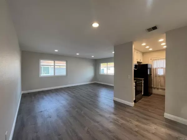 Lakeside, CA 92040,12115 Wintergreen #4