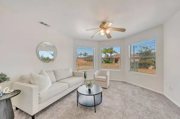 El Cajon, CA 92021,2229 Crest DR