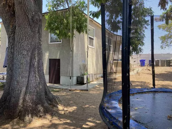Lemon Grove, CA 91945,1916 1918 Skyline
