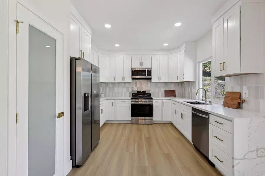 5471 Papagallo DR, Oceanside, CA 92057