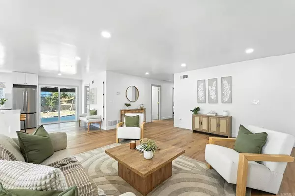 Santee, CA 92071,9058 Inverness RD