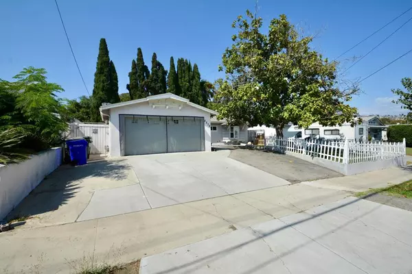 Spring Valley, CA 91977,8838 Ashmore