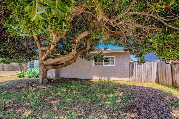 Imperial Beach, CA 91932,765 Elkwood Ave