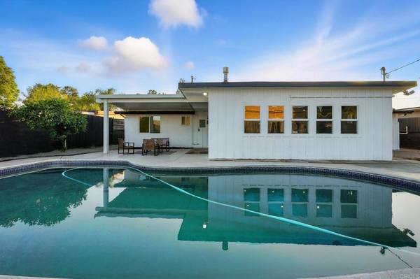 Lakeside, CA 92040,9927 Lindo Lake PL