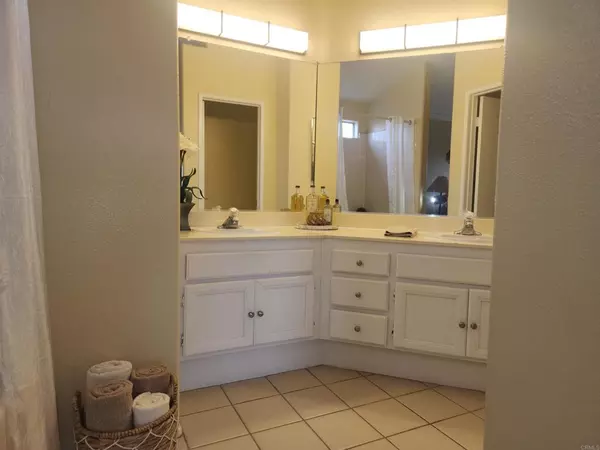 El Cajon, CA 92019,11786 Monte View CT