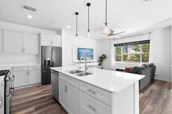 360 Sweet PL, Fallbrook, CA 92028