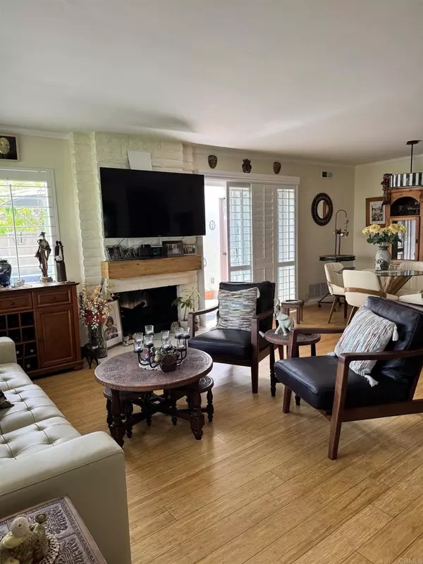 San Diego, CA 92122,7975 Playmor Ter