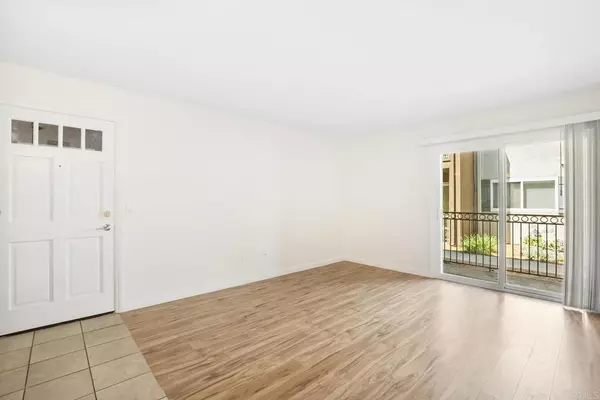 El Cajon, CA 92020,550 Graves AVE #16