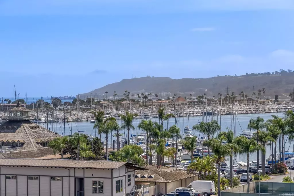 San Diego, CA 92106,1150 Anchorage Ln #602
