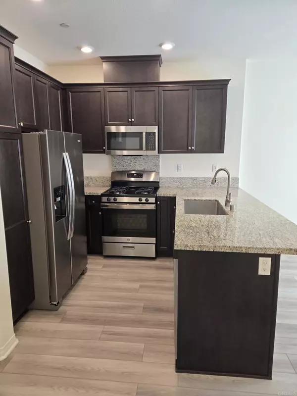 Murrieta, CA 92562,24140 Tuscany AVE #2302