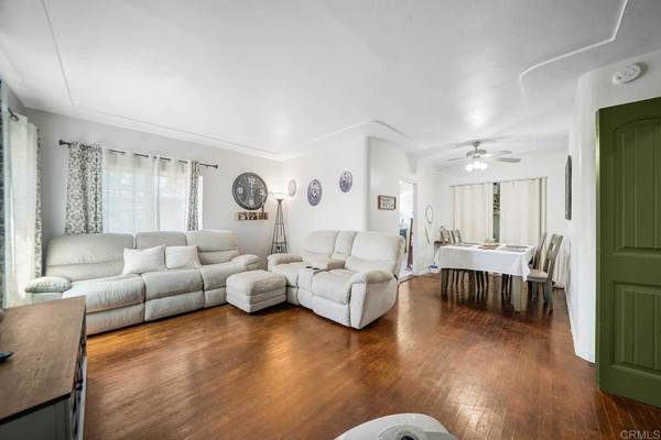 Chula Vista, CA 91911,758 Dorothy ST