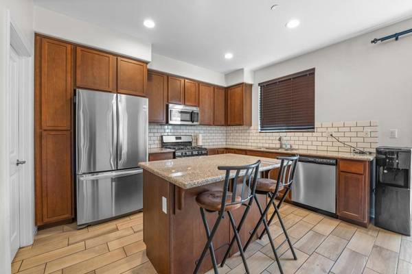 Ramona, CA 92065,1334 Shoshone Falls Drive