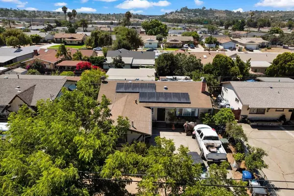 Spring Valley, CA 91977,8739 Saint George St